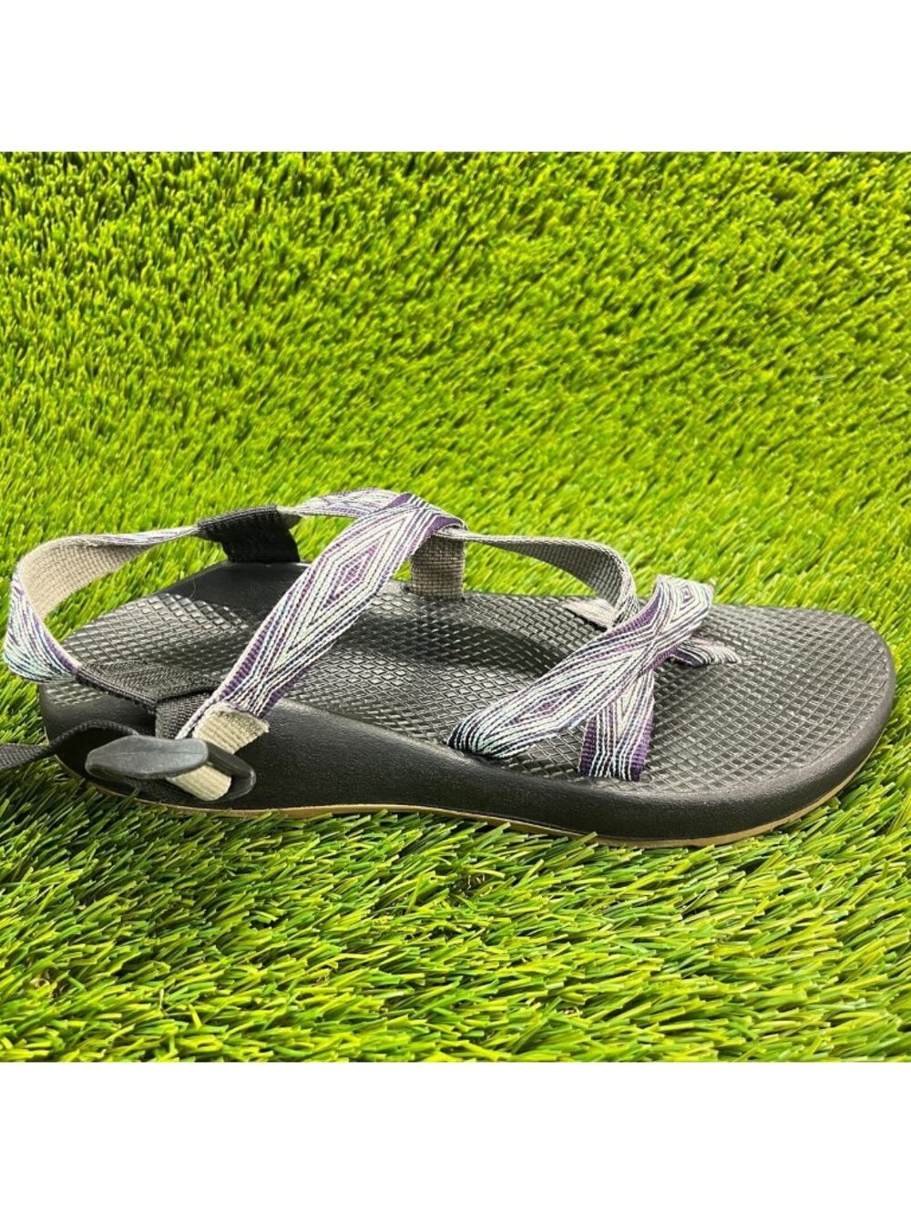 Chaco Z2 Yampa Womens Size 9 Black Beach Walking Outdoor Sport Hiking Sandals